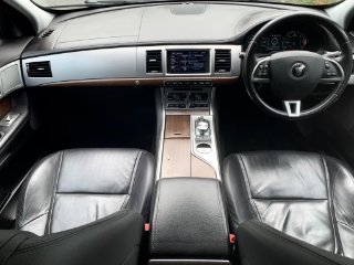 /photos/9812/8a8a49b3-22aa-49f1-a100-23e52c812dbc_i320x240.jpg